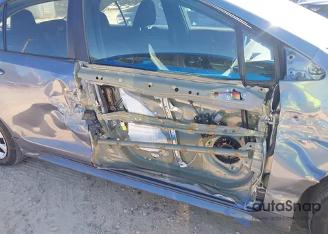 2021 Toyota Corolla Le z USA, uszkodzony, nr VIN 5YFEPMAE0MP182863